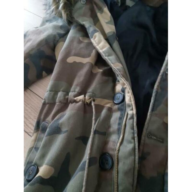 Camouflage / leger print winterjas, maat M