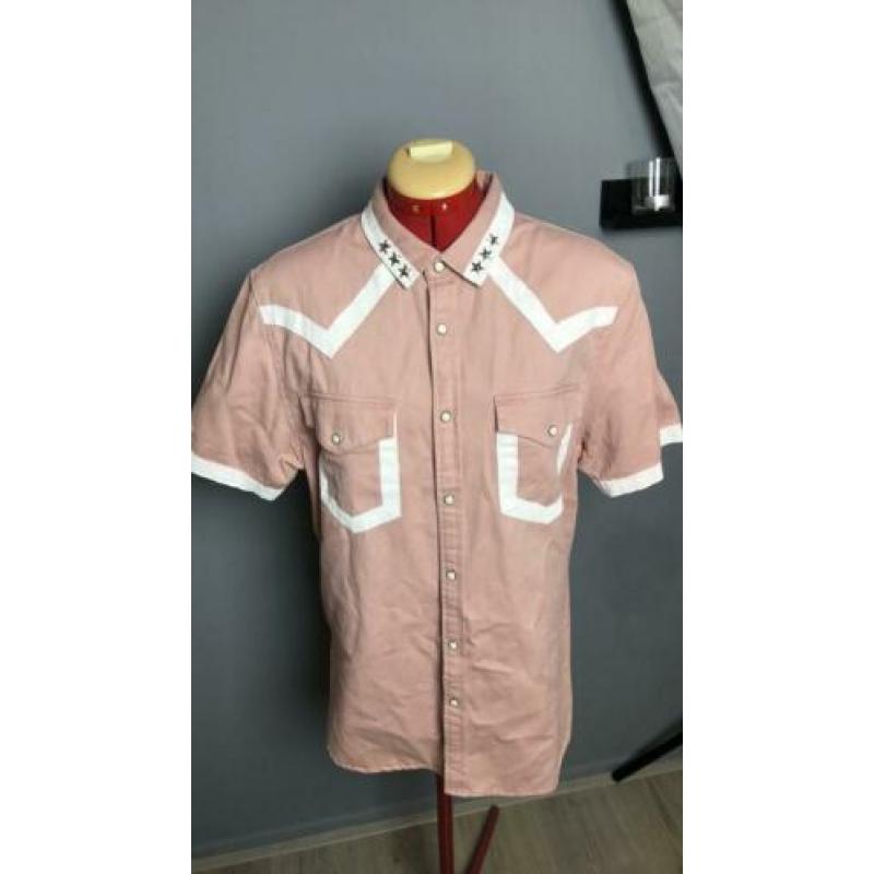 Roze overhemd met sterren studs