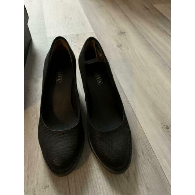 Leuke dames pumps maat 38