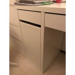 Micke bureau