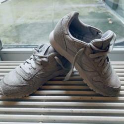 Reebok sneakers gympen zilver in maat 31