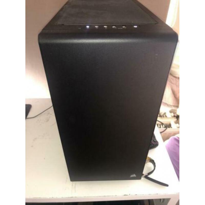 i7 4790K, GTX 960, 16gb DDR3 RAM, 240gb SSD