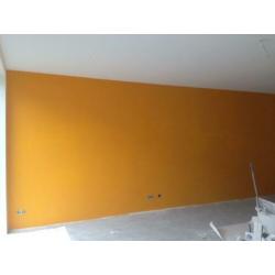 Schilder aangeboden vanaf 15,00. Beschikbaar 0684061350.