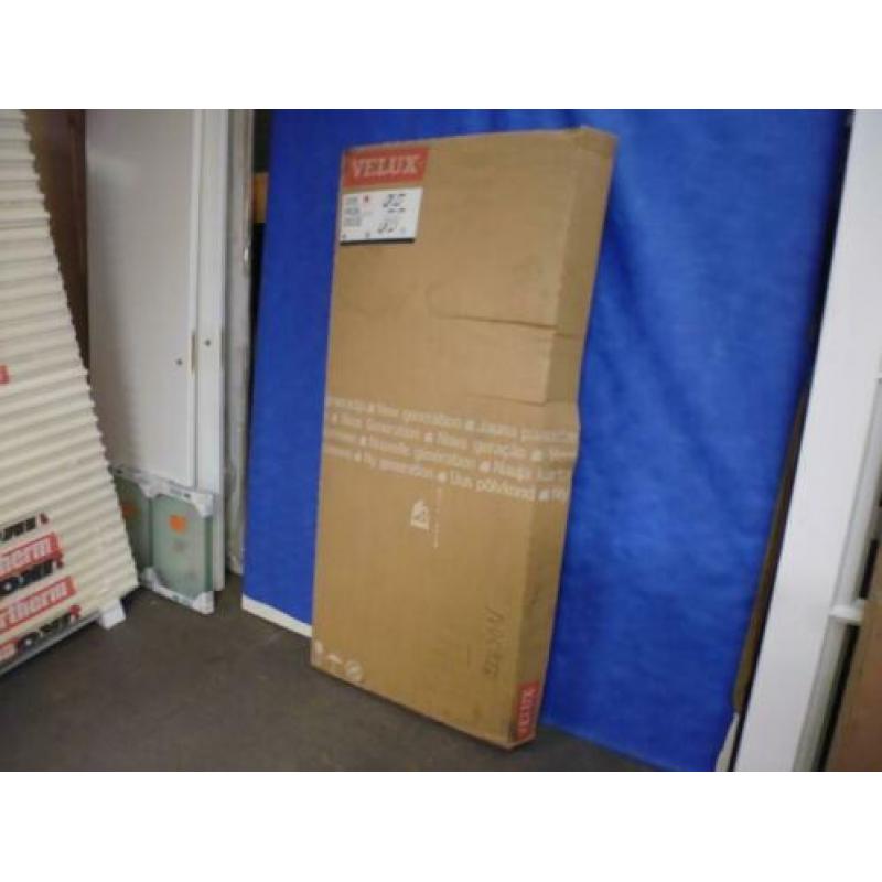VELUX EKW PK06 002IE speciale gootstukken ,NIEUW in doos!