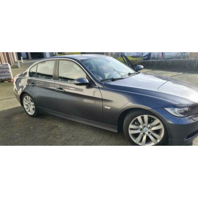 BMW 3-Serie 2.5 I 325 AUT 2005 Grijs