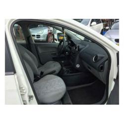 Ford Fiesta 1.4 16V Ambiente