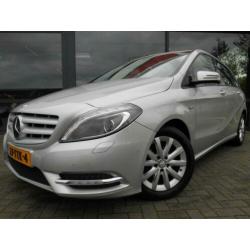 Mercedes-Benz B-Klasse 180 Ambition Automaat Leder