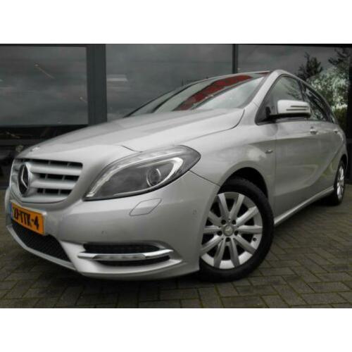 Mercedes-Benz B-Klasse 180 Ambition Automaat Leder