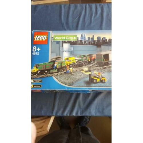 Lego trein world city 4512