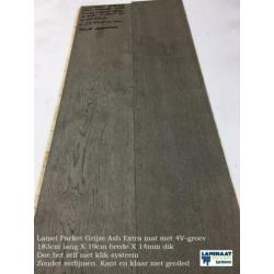 Lamel Parket Grijs Ash Eik Matt Lang plank €16,95p/m2