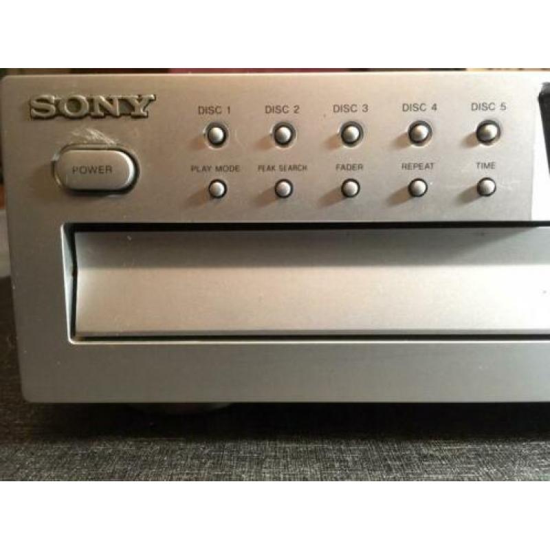 Luxe Sony 5 CD wisselaar CDP-CE375