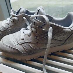 Reebok sneakers gympen zilver in maat 31