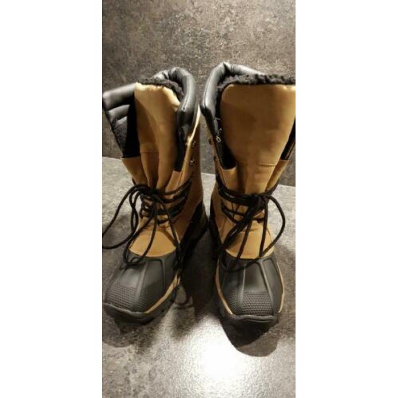 Div. Schoenen en laarzen, mt 41