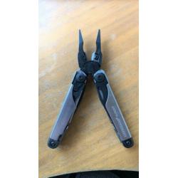 Leatherman Surge [Black & Silver] limited edition