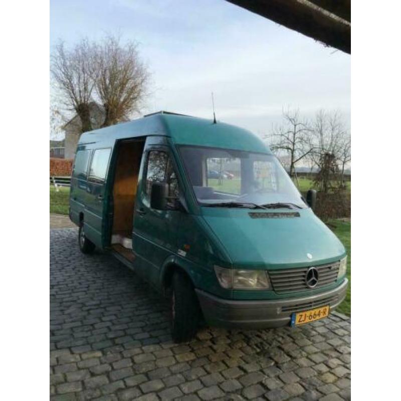 Mercedes Sprinter Camper Bus