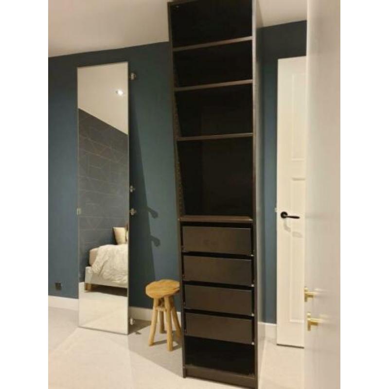 Ikea Pax kast 50x58x236 + Vikedal deur met planken en lades