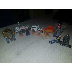 Diversen transformer, dino, actiefiguur, politieauto