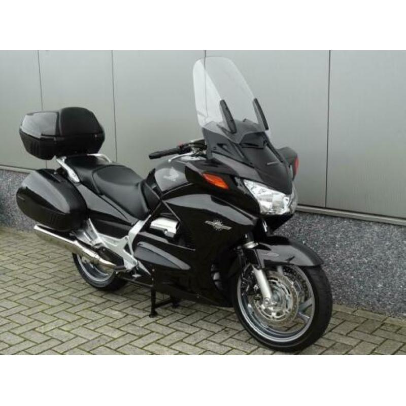 Honda ST 1300 PAN EUROPEAN (bj 2015)