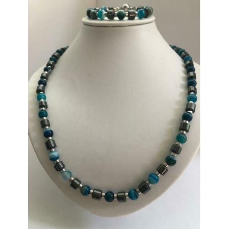 6502 Mooie ketting met armband van o.a. halfedelsteen Agaat
