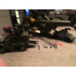 Soldier force helicopter en 2 auto’s