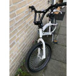Mooie BMX te koop, vanwege verhuizing geen ruimte meer.