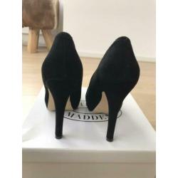 Steve Madden, Zwarte hoge hakken van suède leer, maat 38
