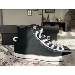 Converse all star zwart geborduurd