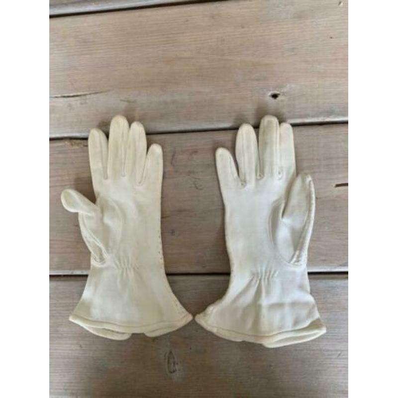 Oude witte leren handschoentjes Jaren '60 Bruidshandschoenen