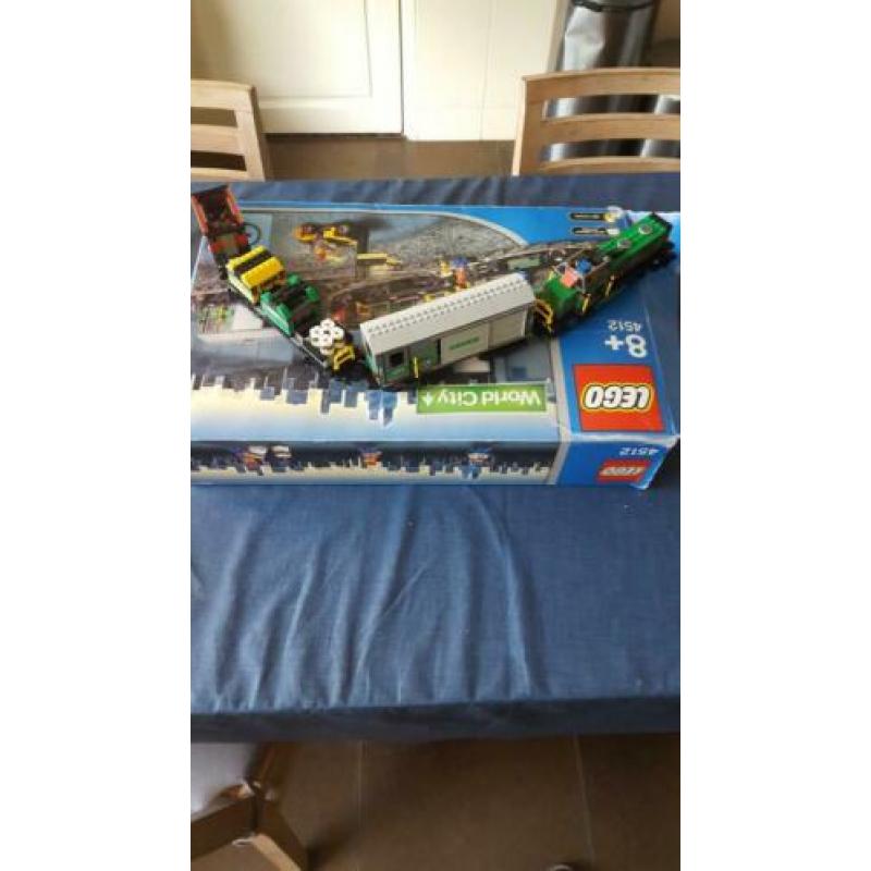 Lego trein world city 4512