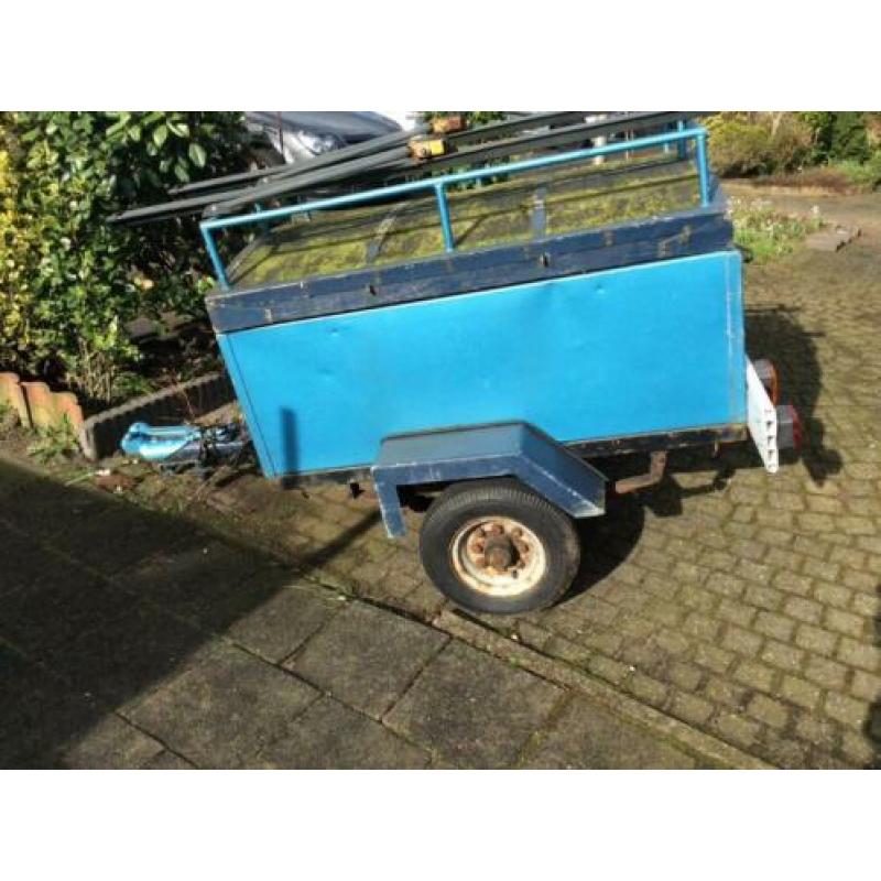Kampeer aanhanger