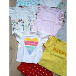 10 T-shirts maat 74. Voor 5,-