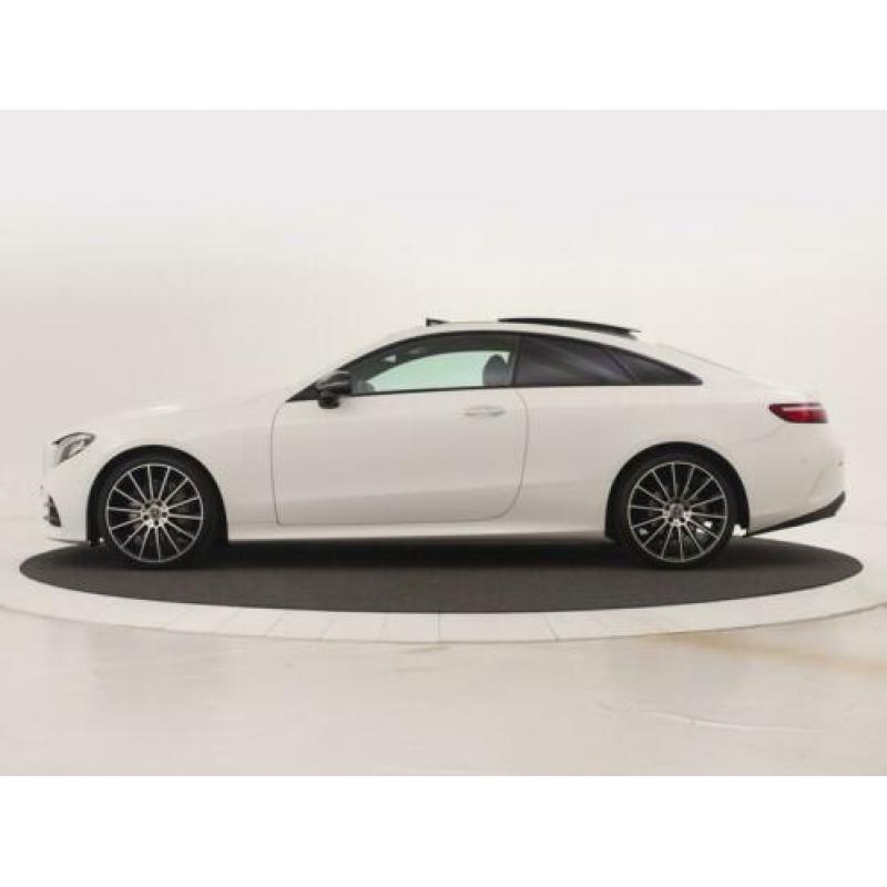 Mercedes-Benz E-Klasse Coupé 200 AMG Automaat Night-pakket |