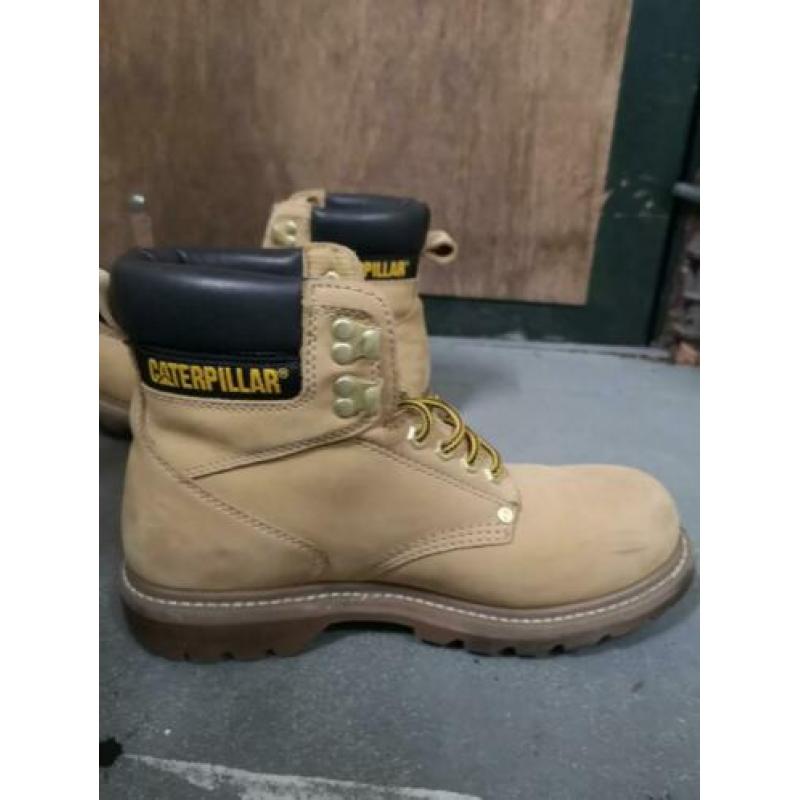 Caterpillar schoenen maat 42