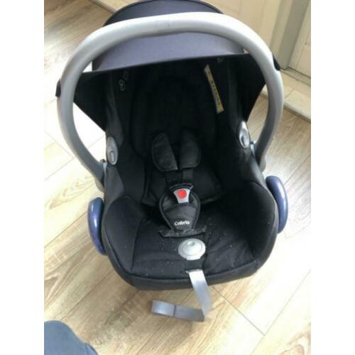 Complete maxi cosi cabriofix met 2 x de easy base 2