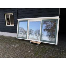 Hardhouten kozijn met twee draairamen