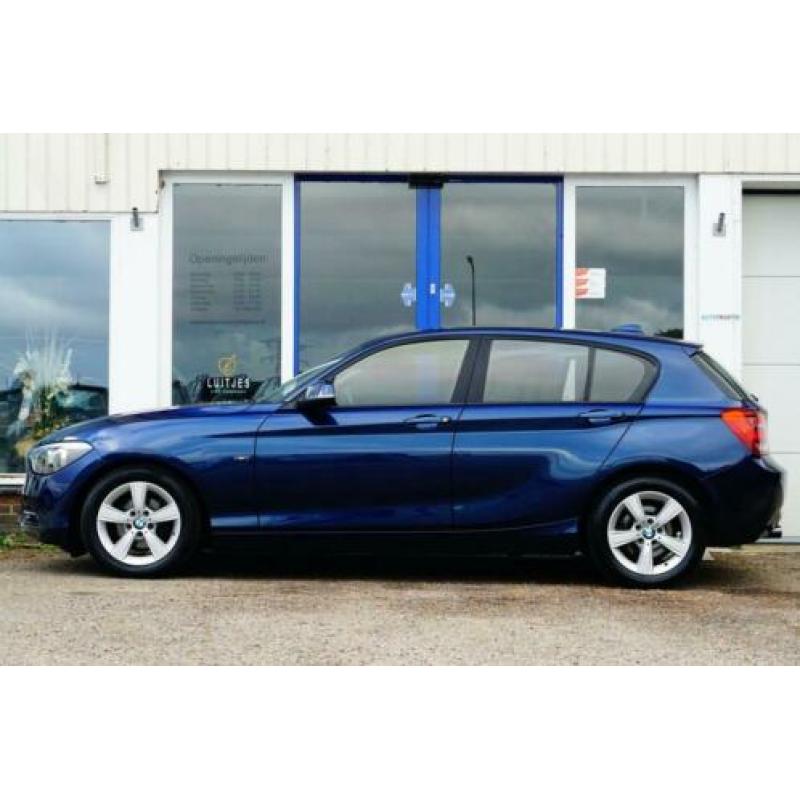 BMW 1-serie 116i Sport AUTOMAAT Dealer ond. NAP Zeer netjes!
