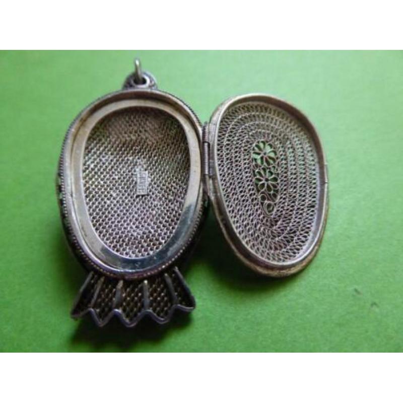 Prachtig Antiek Ge emailleerd Zilveren Medaillon - Eendje