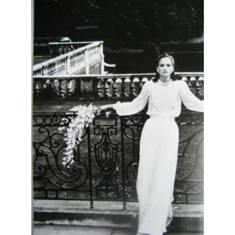 SKREBNESKI Five Beautiful WOMEN Hubert de Givenchy nieuw