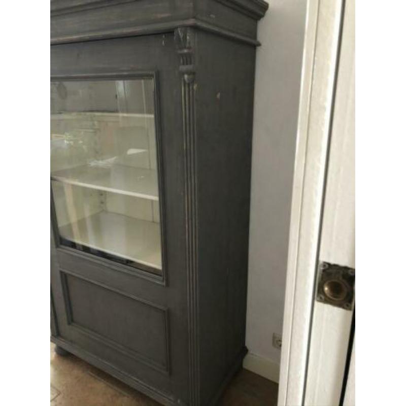 Vitrinekast servieskast grijs h 170-b 100- d 50