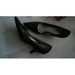 Pumps 36