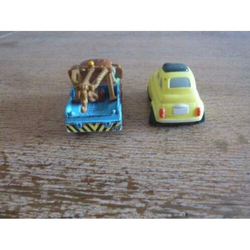 autootjes van disney pixar cars, met frictiemotor, takel en
