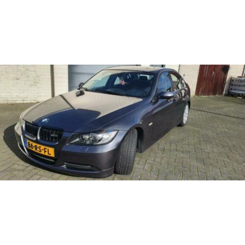 BMW 3-Serie 2.5 I 325 AUT 2005 Grijs