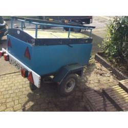 Kampeer aanhanger