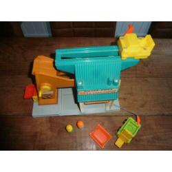 Fisher Price Vintage Lift en & Load Depot 942 uit 1976