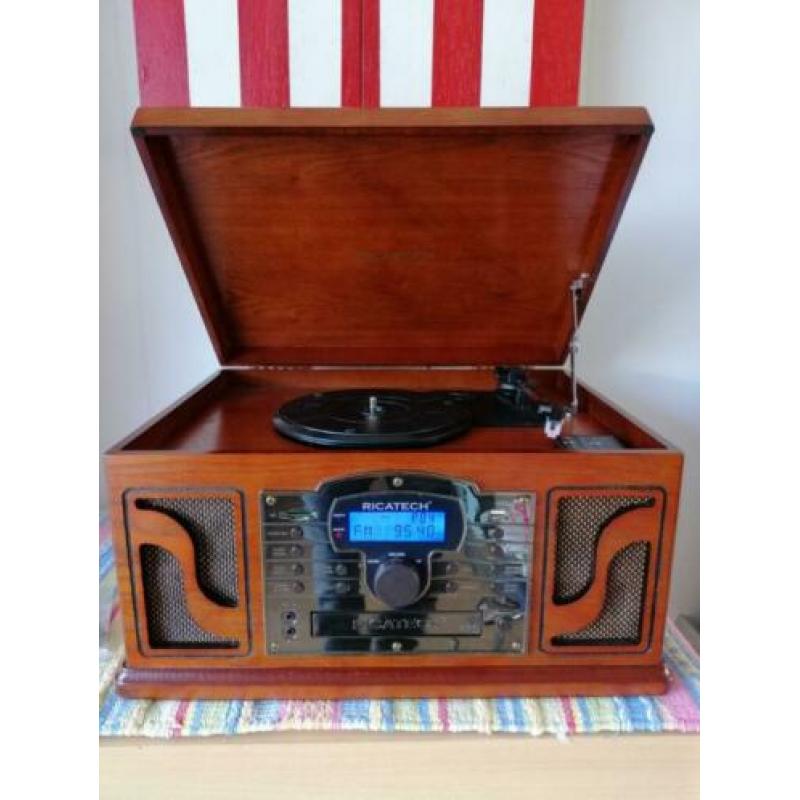 Ricatech RMC250 6 in 1 Music Center