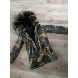 Camouflage / leger print winterjas, maat M