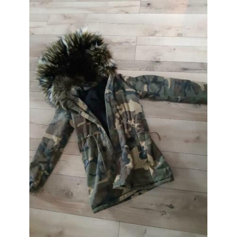 Camouflage / leger print winterjas, maat M