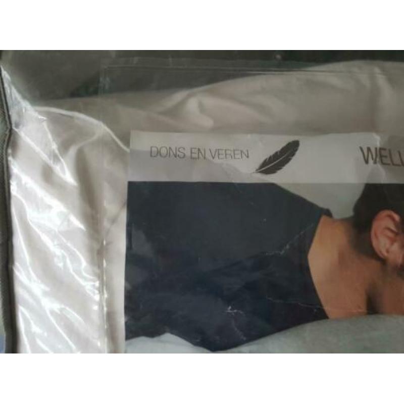 Nieuw dekbed 140x200 dons/veren.