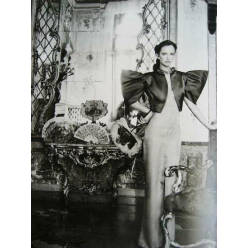 SKREBNESKI Five Beautiful WOMEN Hubert de Givenchy nieuw
