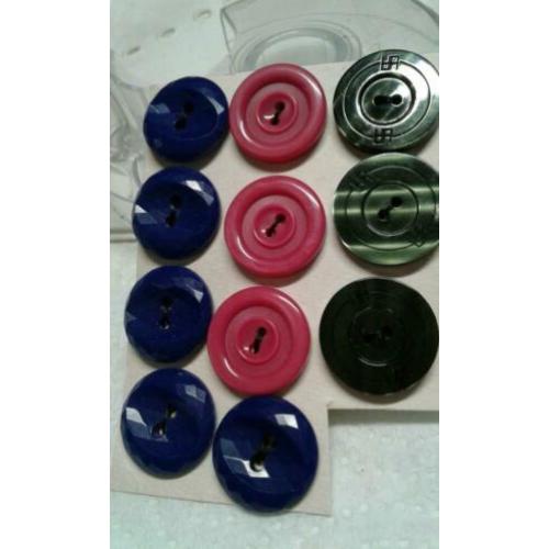 Mooie oude knopen ,blauw, roze ,groen ,2 cm prachtige mix
